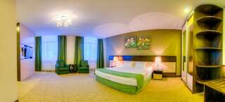 Гостиница Reston Hotel & Spa Улан-Удэ Улучшенный двухместный номер с 1 кроватью или 2 отдельными кроватями-2
